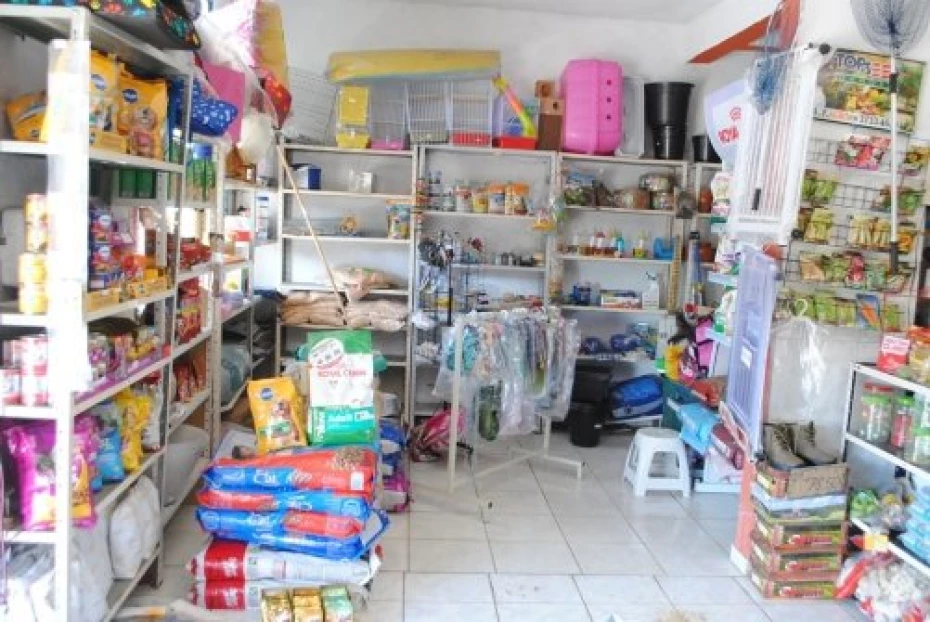 Foto 5:  — Casa de Rações França