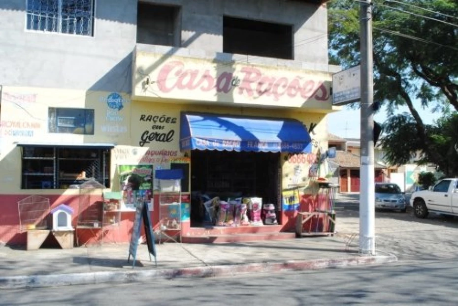 Foto 3:  — Casa de Rações França