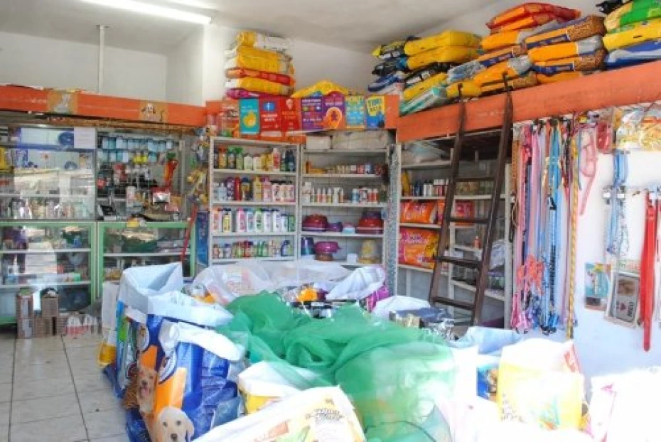 Foto 4:  — Casa de Rações França